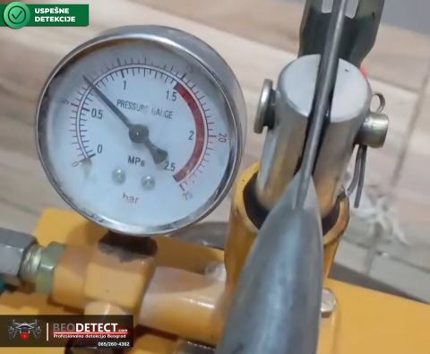 Test pritiska vode – pada pritisak sa 5 na 3 bara bara i nize, glavni ventil preskace, sumnja se i n…, Zvezdara — Zvezdara, Beograd
